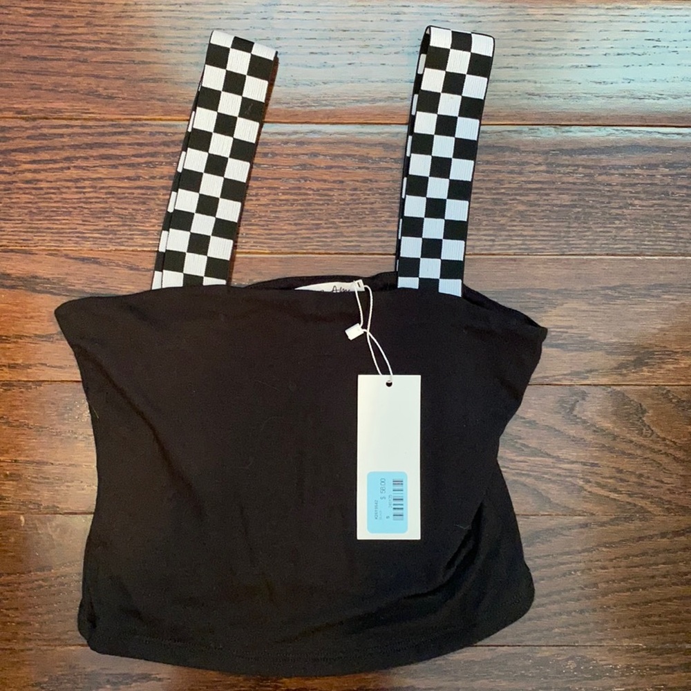 LF Emma&Sam Crop Top